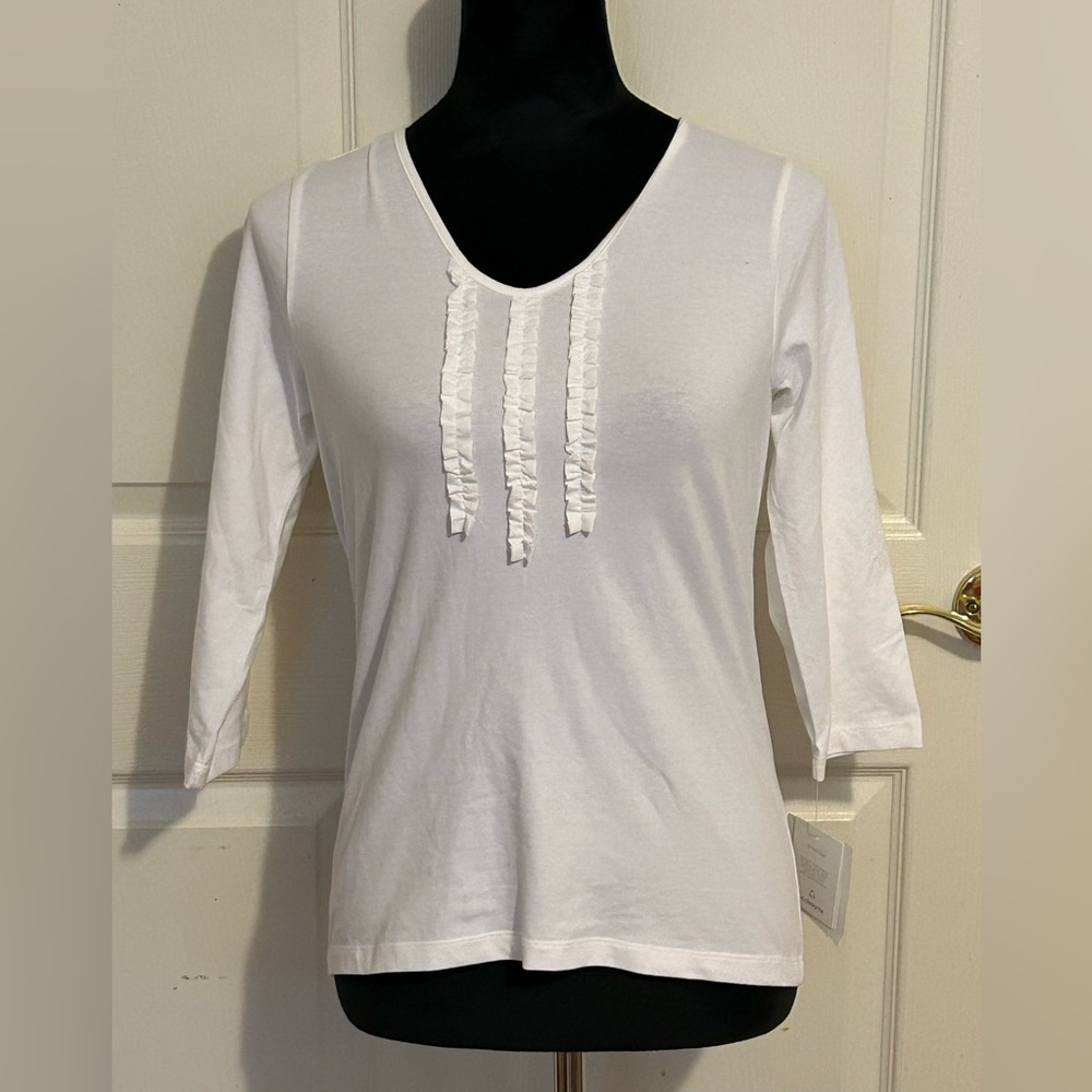Liz Claiborne Petite ivory long sleeve tee with ruffle detail. Size Small Petite
